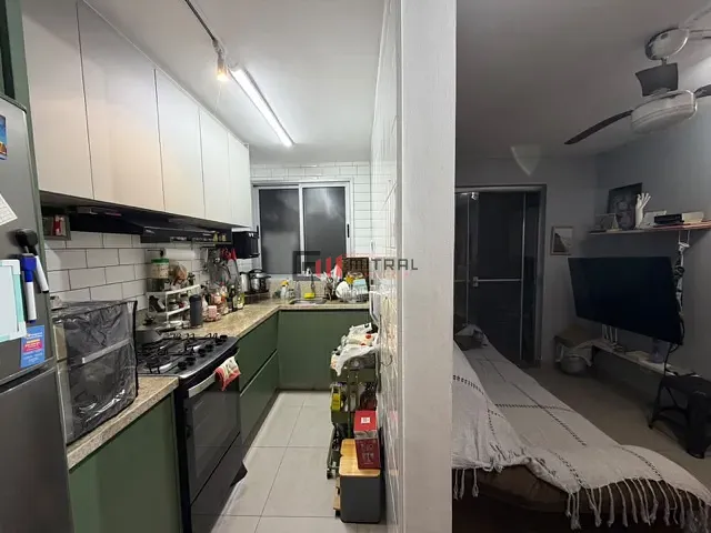 Apartamento 2 quartos e 2 banheiros, à venda, no bairro Vila Filipin em Londrina