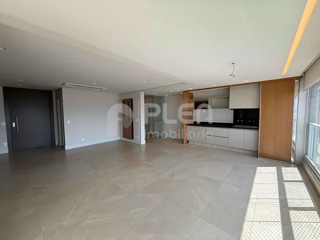 Apartamento 3 quartos e 5 banheiros, à venda, no bairro Vila Romana em São Paulo