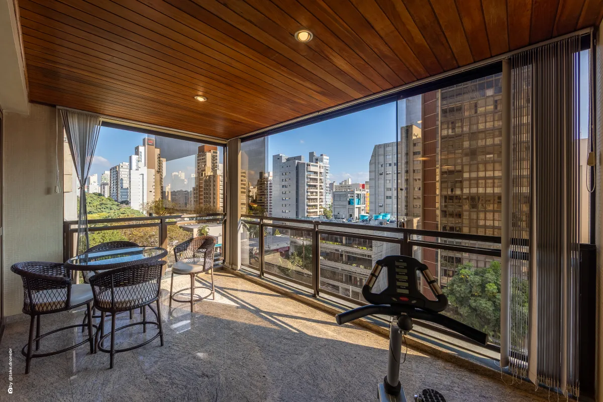 Apartamento para venda em Cambuí com 3 quartos, sendo 3 suítes, 187m²