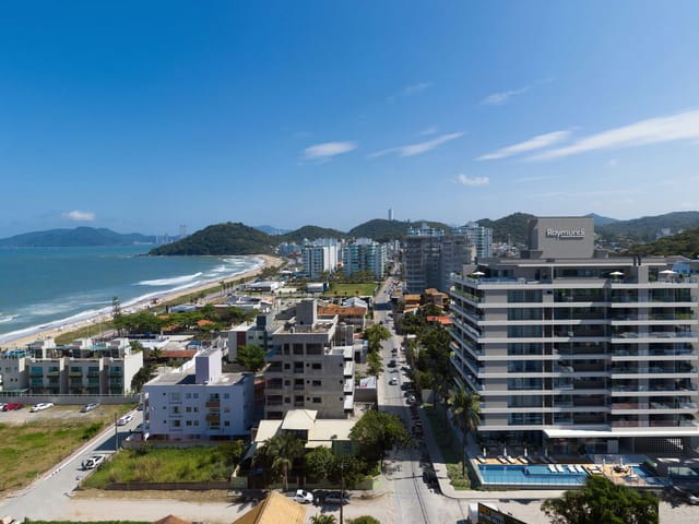 Apartamento com 228m² 3 quartos e 1 banheiro, à venda, no bairro Praia Brava em Itajaí
