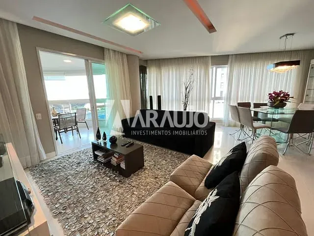 Apartamento com 249m² 4 quartos e 5 banheiros, à venda, no bairro Centro em Itajaí