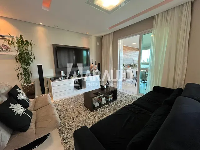 Apartamento com 249m² 4 quartos e 5 banheiros, à venda, no bairro Centro em Itajaí
