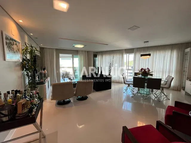 Apartamento com 249m² 4 quartos e 5 banheiros, à venda, no bairro Centro em Itajaí
