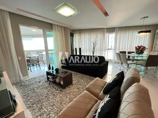 Apartamento com 249m² 4 quartos e 5 banheiros, à venda, no bairro Centro em Itajaí