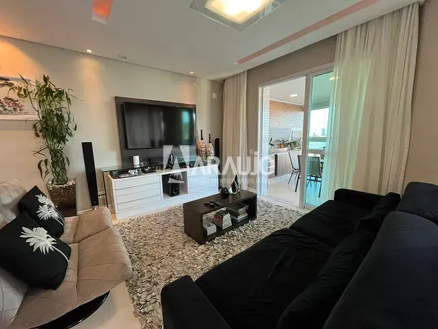 Apartamento com 249m² 4 quartos e 5 banheiros, à venda, no bairro Centro em Itajaí