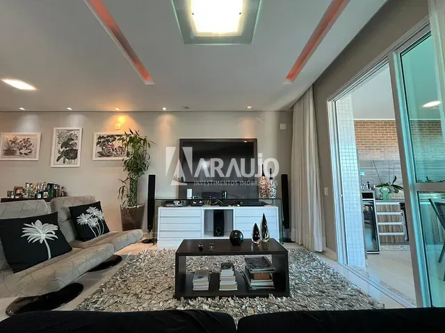 Apartamento com 249m² 4 quartos e 5 banheiros, à venda, no bairro Centro em Itajaí