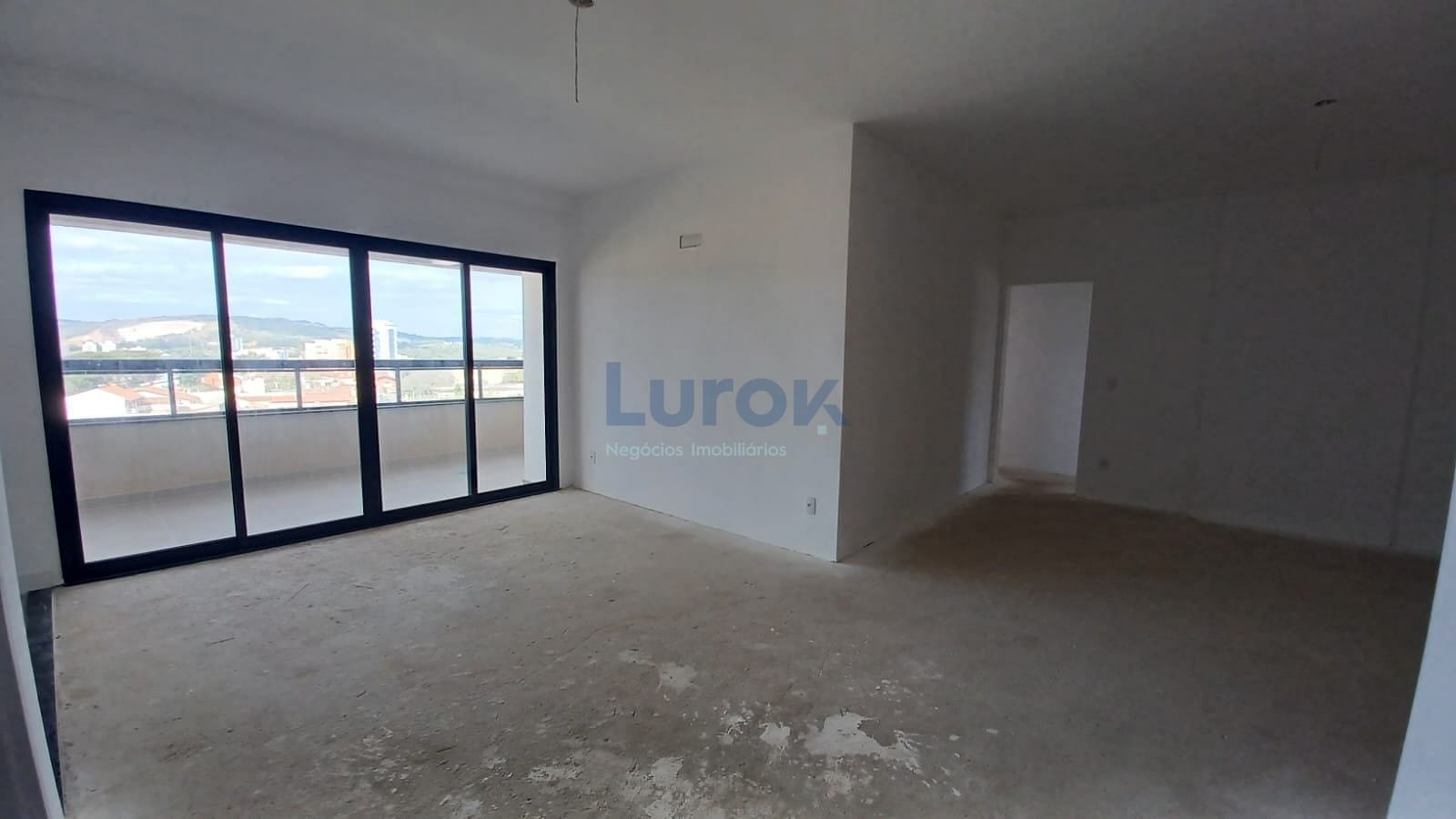 Apartamento à venda com 3 quartos, 141m² - Foto 6