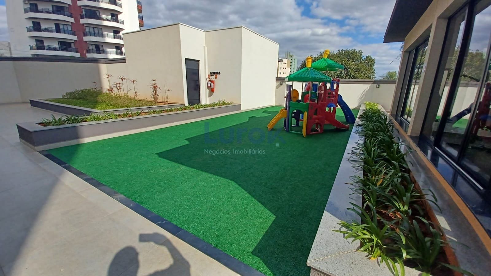 Apartamento à venda com 3 quartos, 141m² - Foto 33