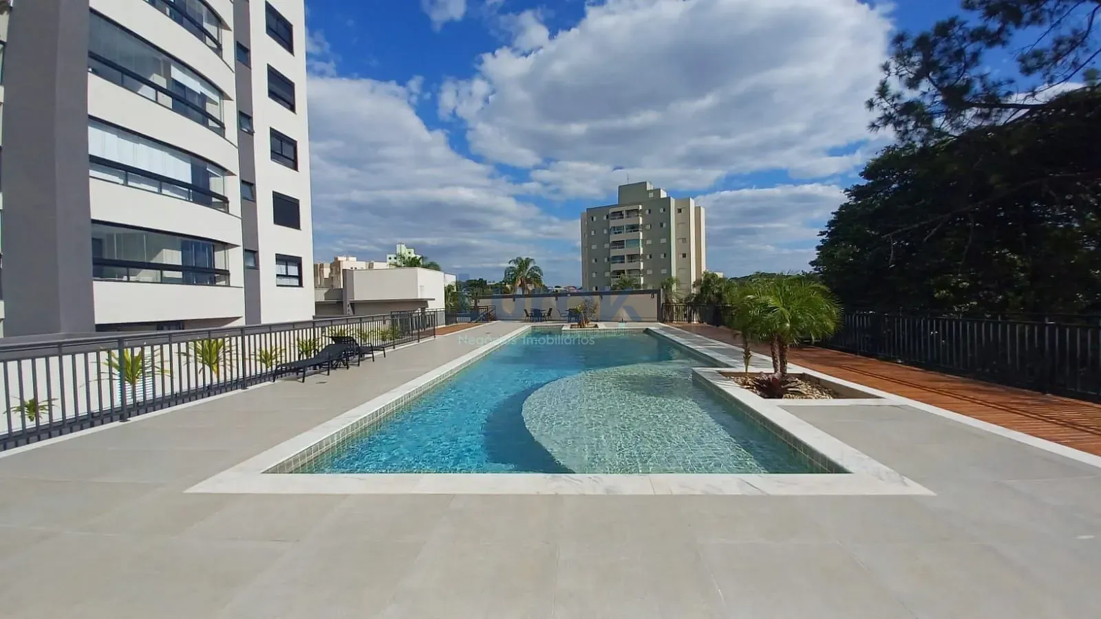 Apartamento, 3 quartos, 141 m² - Foto 1