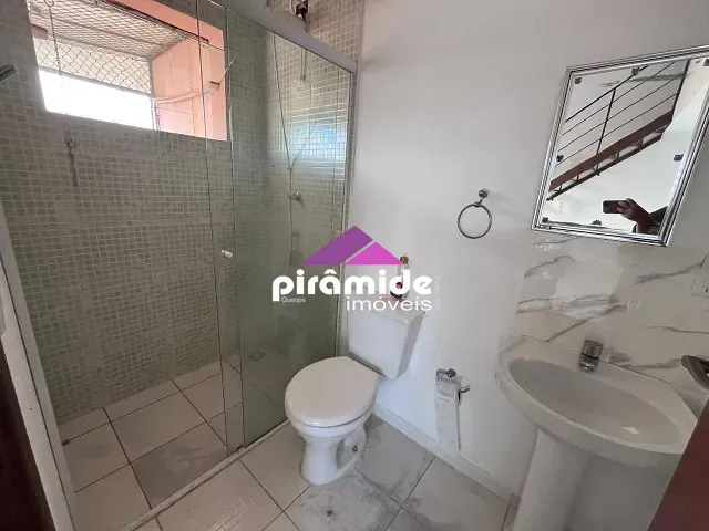 Apartamento 1 quarto e 1 banheiro, à venda, no bairro Centro em Caraguatatuba
