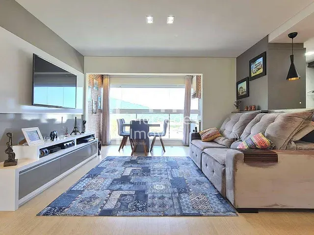 Apartamento com 80m² 2 quartos e 2 banheiros, à venda, no bairro Ressacada em Itajaí