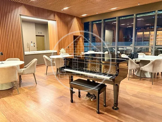 Apartamento com 144m² 3 quartos e 2 banheiros, à venda, no bairro Real Parque em São Paulo