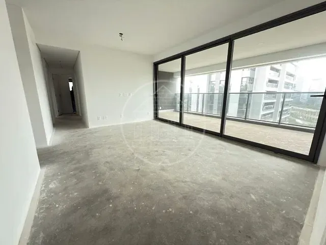 Apartamento com 144m² 3 quartos e 2 banheiros, à venda, no bairro Real Parque em São Paulo