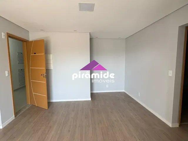 Apartamento 2 quartos e 1 banheiro, à venda, no bairro Parque Industrial em São José dos Campos