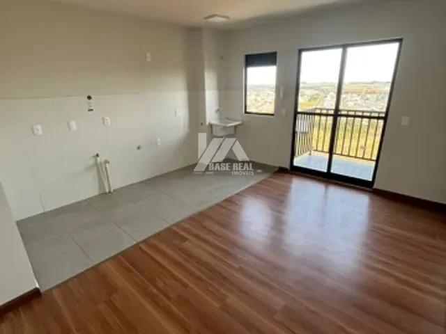 Apartamento 2 quartos e 1 banheiro, à venda, no bairro Batel em GUARAPUAVA