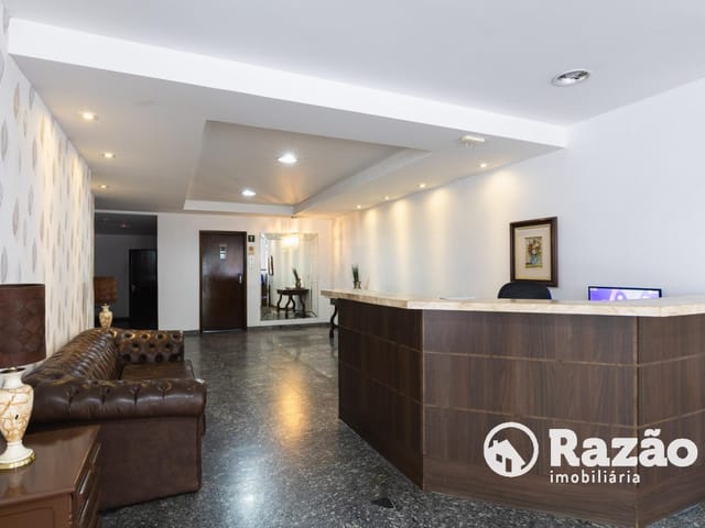Apartamento 3 quartos e 2 banheiros, à venda, no bairro Centro em Curitiba