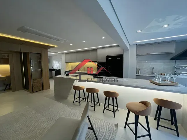 Apartamento com 178m² 3 quartos e 2 banheiros, à venda, no bairro Jardim em Santo André