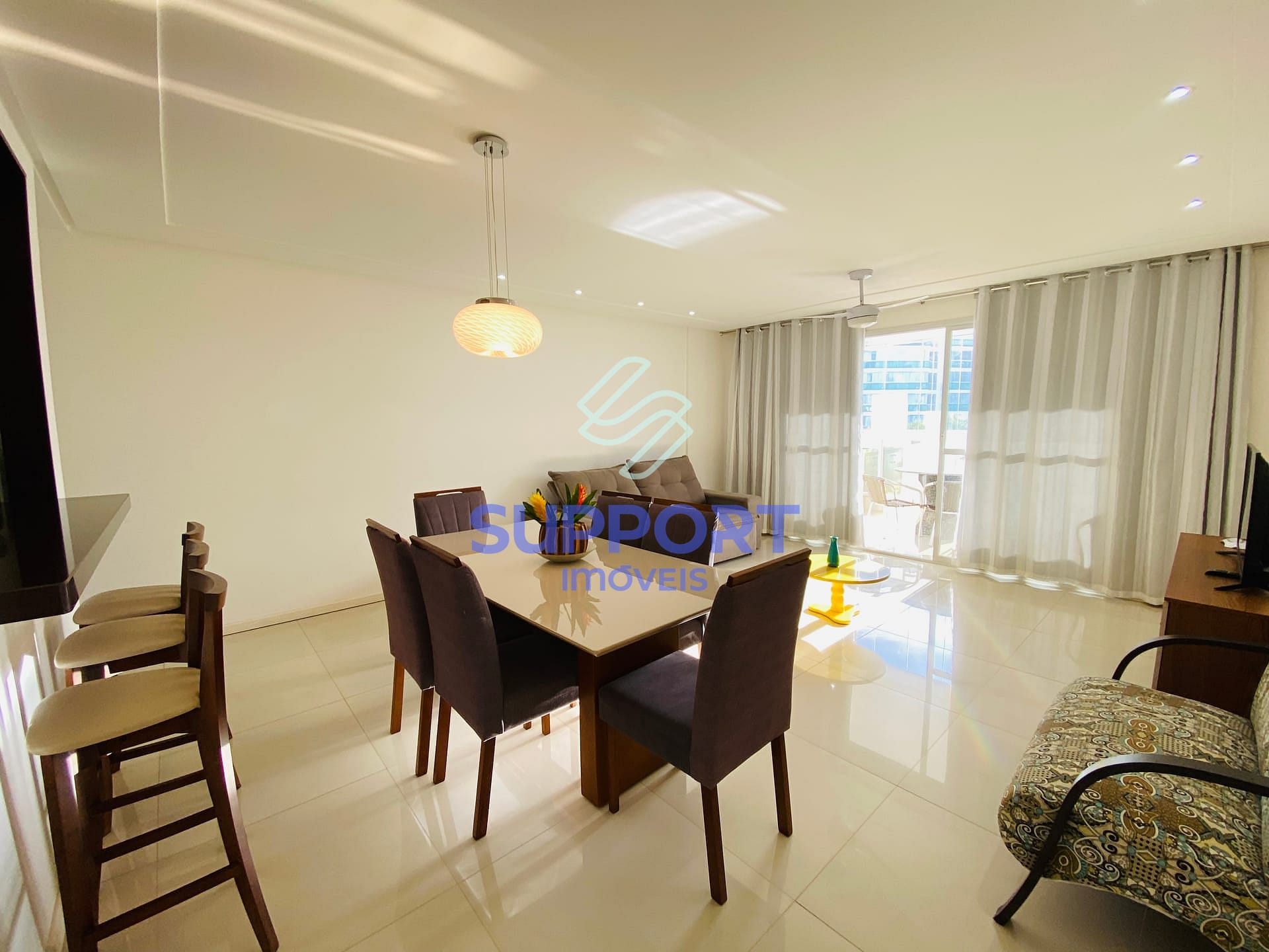 Apartamento, 3 quartos, 130 m² - Foto 2