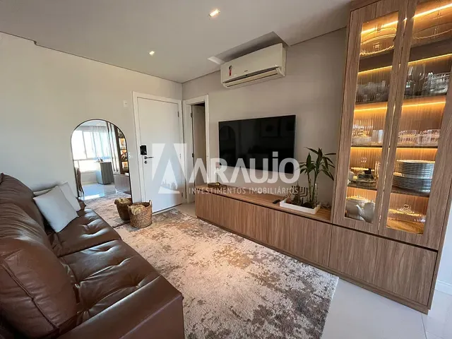 Apartamento com 101m² 2 quartos e 3 banheiros, à venda, no bairro Centro em Itajaí