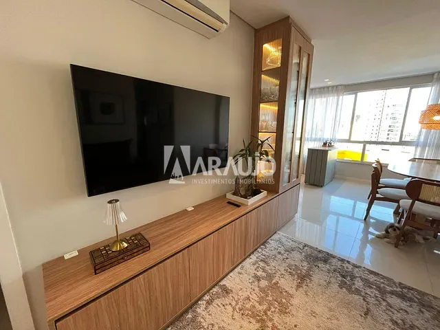 Apartamento com 101m² 2 quartos e 3 banheiros, à venda, no bairro Centro em Itajaí