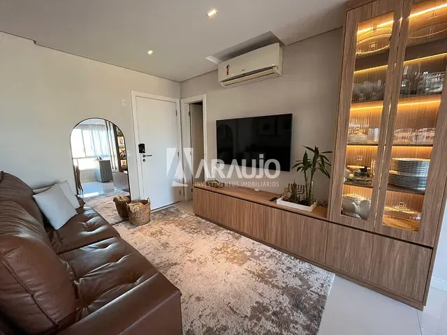 Apartamento com 101m² 2 quartos e 3 banheiros, à venda, no bairro Centro em Itajaí