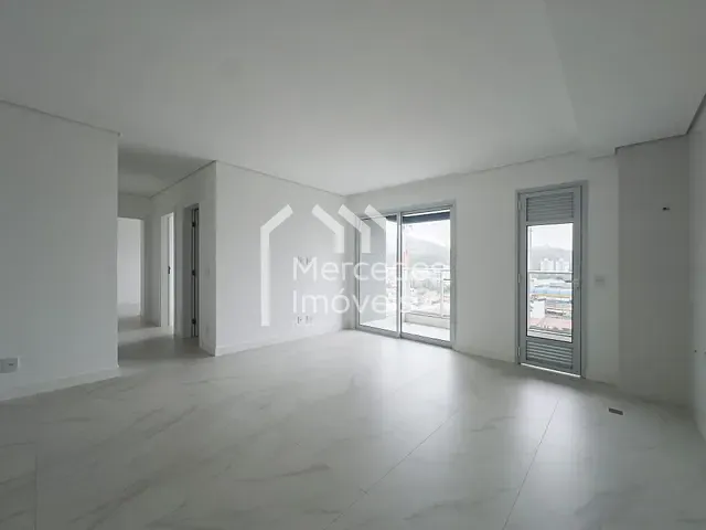 Apartamento com 130m² 3 quartos e 2 banheiros, à venda, no bairro Fazenda em Itajaí