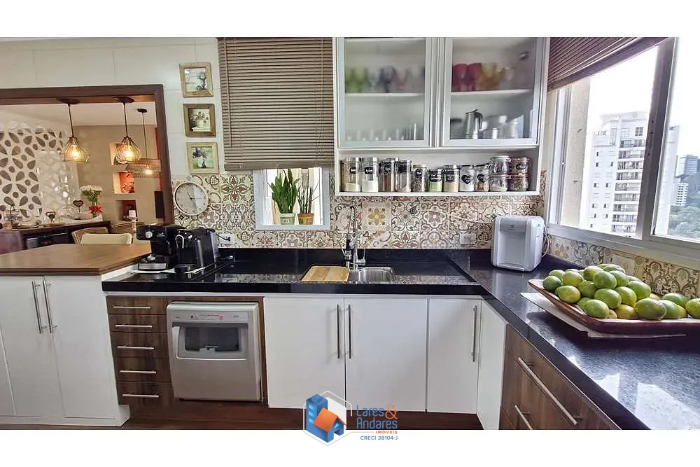 Apartamento, 3 quartos, 146 m² - Foto 2
