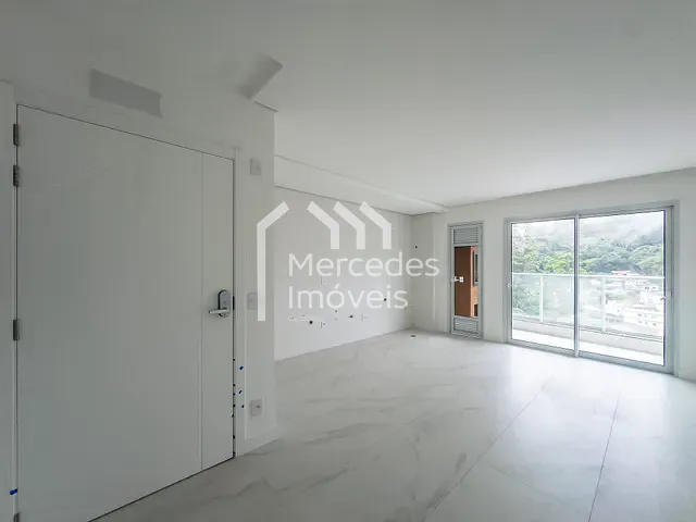 Apartamento com 110m² 2 quartos e 2 banheiros, à venda, no bairro Fazenda em Itajaí