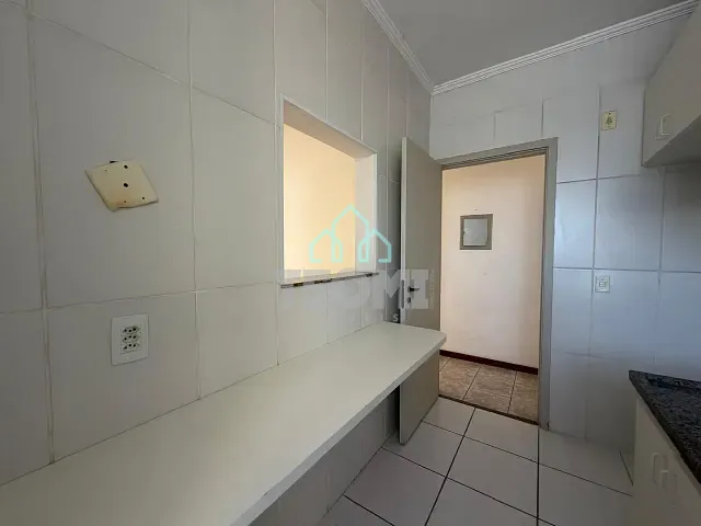 Apartamento com 64m² 2 quartos e 1 banheiro, à venda ou para alugar, no bairro Independência em Taubaté