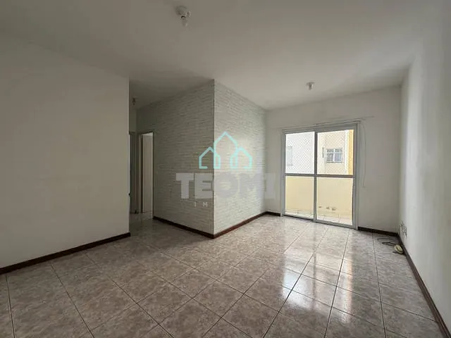 Apartamento com 64m² 2 quartos e 1 banheiro, à venda ou para alugar, no bairro Independência em Taubaté