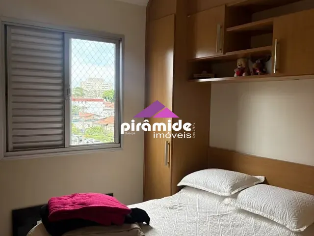 Apartamento 2 quartos e 1 banheiro, para alugar, no bairro Parque Industrial em São José dos Campos