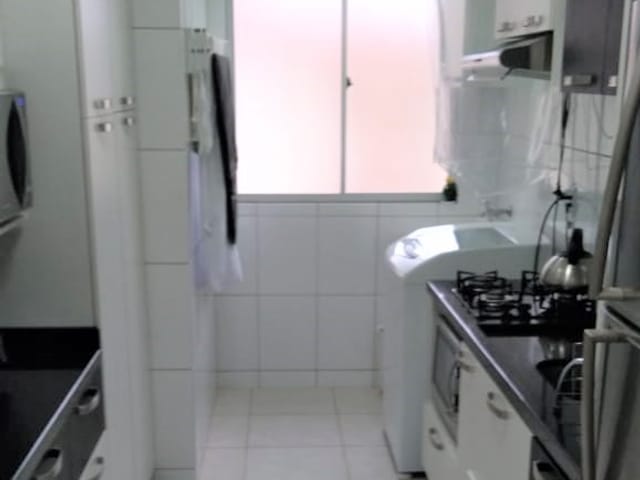 Apartamento com 75m² 3 quartos e 1 banheiro, à venda, no bairro Uvaranas em Ponta Grossa