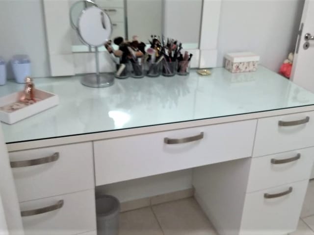 Apartamento com 75m² 3 quartos e 1 banheiro, à venda, no bairro Uvaranas em Ponta Grossa