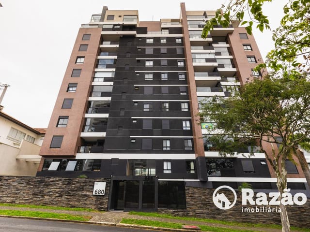 Apartamento 2 quartos e 2 banheiros, à venda, no bairro Centro em Curitiba