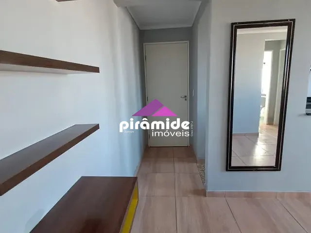 Apartamento 2 quartos e 1 banheiro, para alugar, no bairro Vila Tesouro em São José dos Campos
