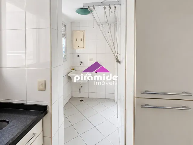 Apartamento 3 quartos e 1 banheiro, para alugar, no bairro Jardim Aquarius em São José dos Campos