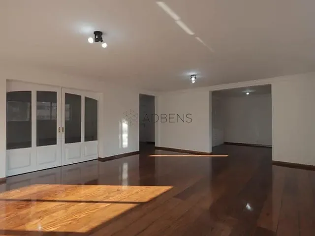 Apartamento com 280m² 3 quartos e 3 banheiros, para alugar, no bairro Itaim Bibi em São Paulo