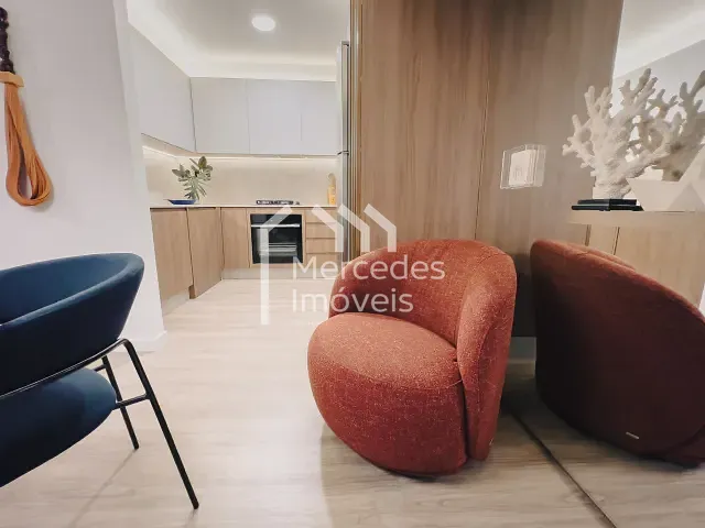 Apartamento 2 quartos e 2 banheiros, à venda, no bairro Cordeiros em Itajaí