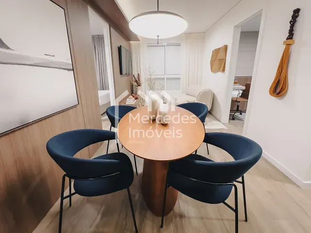 Apartamento 2 quartos e 2 banheiros, à venda, no bairro Cordeiros em Itajaí
