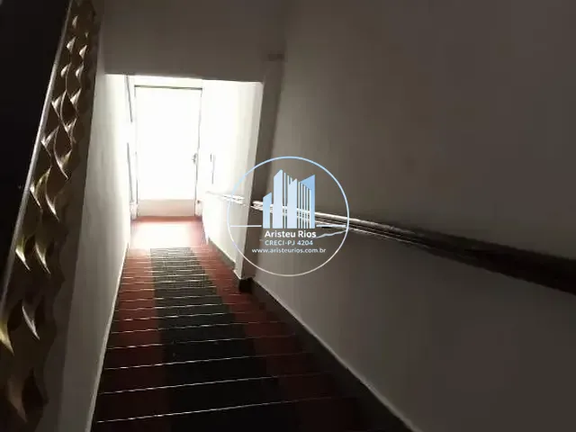 Apartamento com 70m² 2 quartos e 1 banheiro, para alugar, no bairro Centro em Pouso Alegre