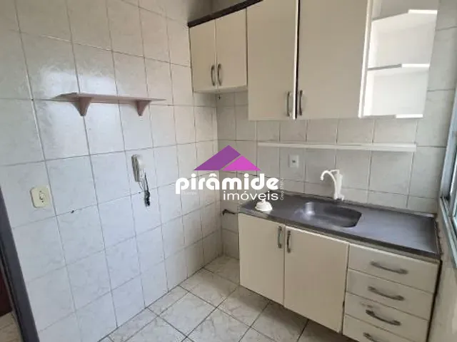 Apartamento 2 quartos e 1 banheiro, para alugar, no bairro Cidade Morumbi em São José dos Campos
