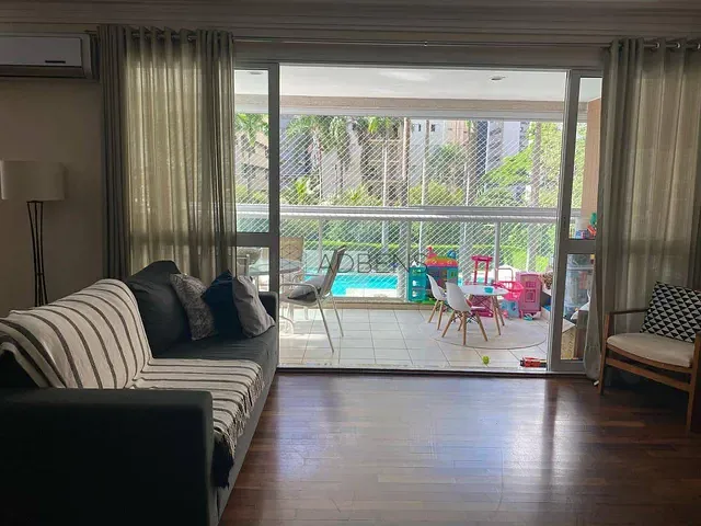 Apartamento 3 quartos e 3 banheiros, à venda, no bairro Vila Olímpia em São Paulo