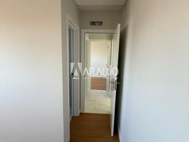 Apartamento 2 quartos e 2 banheiros, à venda, no bairro Vila Operária em Itajaí