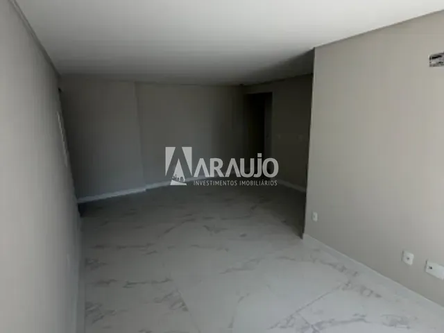 Apartamento 2 quartos e 2 banheiros, à venda, no bairro Vila Operária em Itajaí