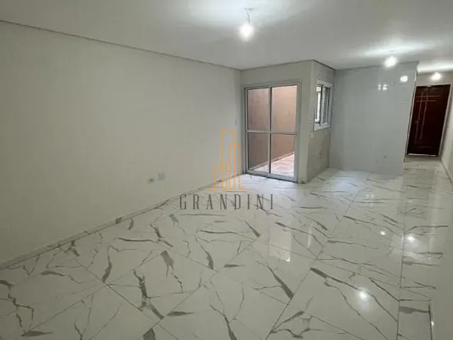 Apartamento 2 quartos e 1 banheiro, à venda, no bairro Parque Industriário em Santo André
