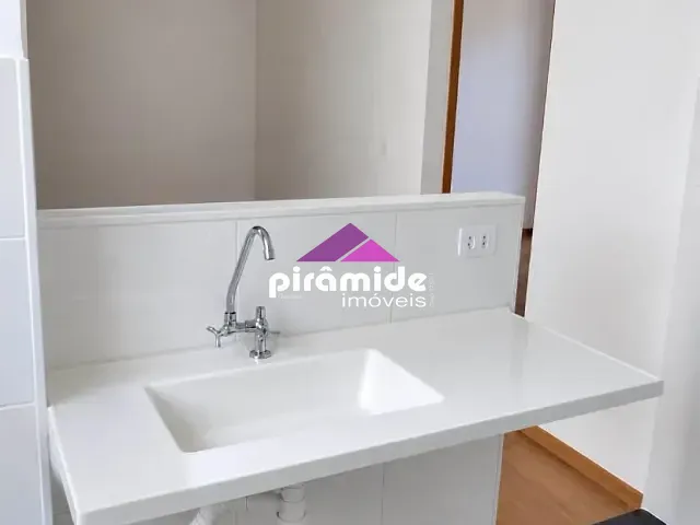 Apartamento 2 quartos e 1 banheiro, à venda, no bairro Bom Retiro em São José dos Campos