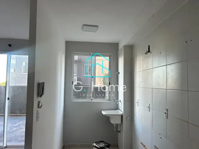 Apartamento 2 quartos e 1 banheiro, para alugar, no bairro Jardim Maria Celina em Londrina