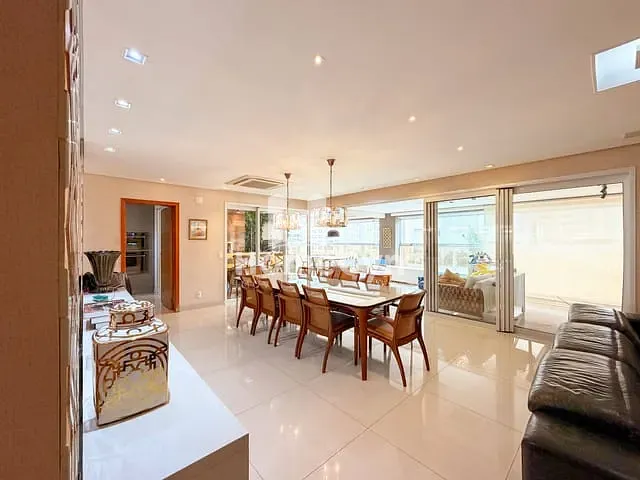 Apartamento com 236m² 4 quartos e 6 banheiros, para alugar, no bairro Setor Bueno em Goiânia