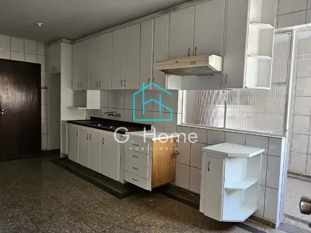 Apartamento com 155m² 3 quartos e 3 banheiros, à venda, no bairro Centro em Londrina