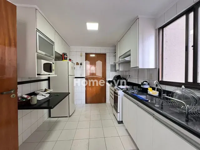 Apartamento com 110m² 4 quartos e 3 banheiros, para alugar, no bairro Setor Bueno em Goiânia